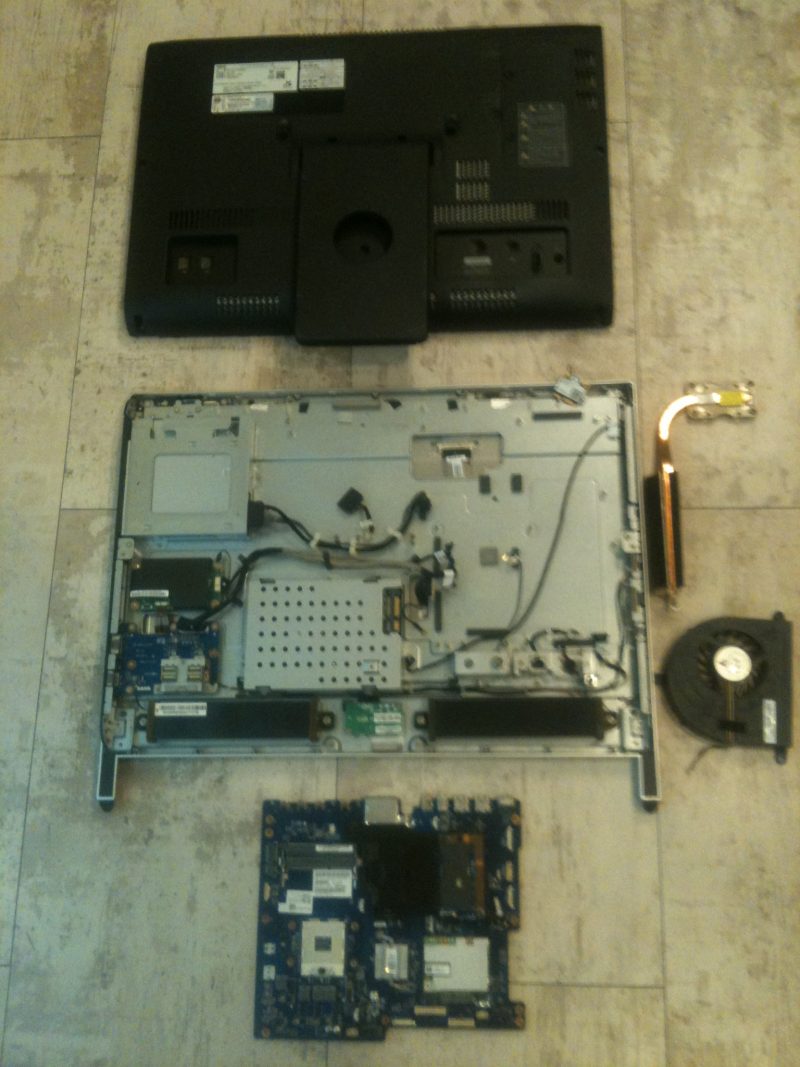 NEC パソコン 電源が入らない パソコン 修理 横浜 出張修理 持ち込み キーボード 交換修理 画面修理 初期設定 安い 格安