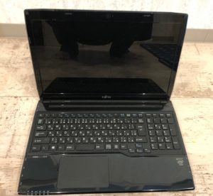 富士通 ノートパソコン 修理 横浜 電源が落ちる おすすめ 持ち込み ファン 交換 dell nec lenovo 出張修理 初期設定 安い 格安