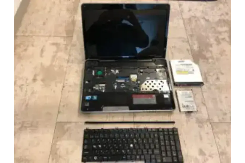 dynabook キーボード 故障 交換 パソコン修理 横浜 横須賀 持ち込み ダイナブック修理 pc出張し修理 パソコン訪問サービス
