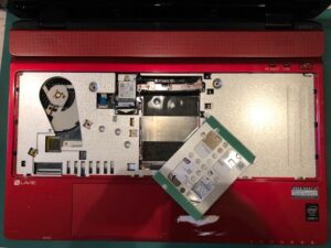 LAVIE パソコン 修理 横浜 おすすめ 持ち込み ノートパソコン ハードディスク hdd 交換 出張修理 初期設定 安い 格安