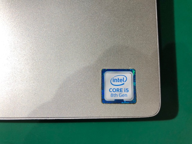 DELL デル 修理 横浜 Inspiron 7380 バッテリー 交換 ノートパソコン 修理 横浜 内蔵バッテリー交換 pc 出張修理 キーボード 修理交換 画面修理 初期設定 安い 格安