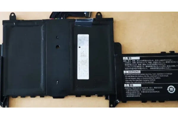 内蔵バッテリー交換
